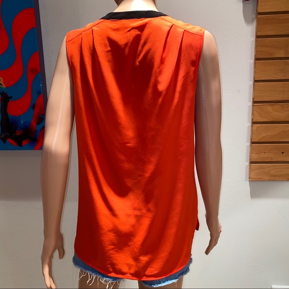 Sleeveless Top! - Picture 5 of 7